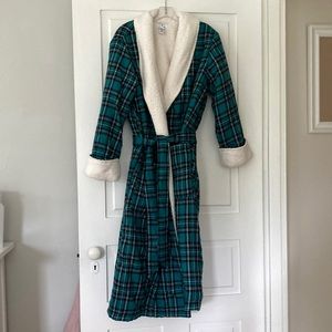 Lands End Robe
